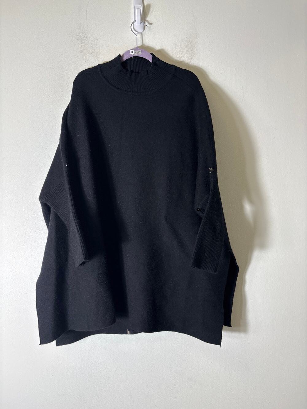 Kelli Kouri Black Long Sleeve Mock Neck Sweater Sz OS